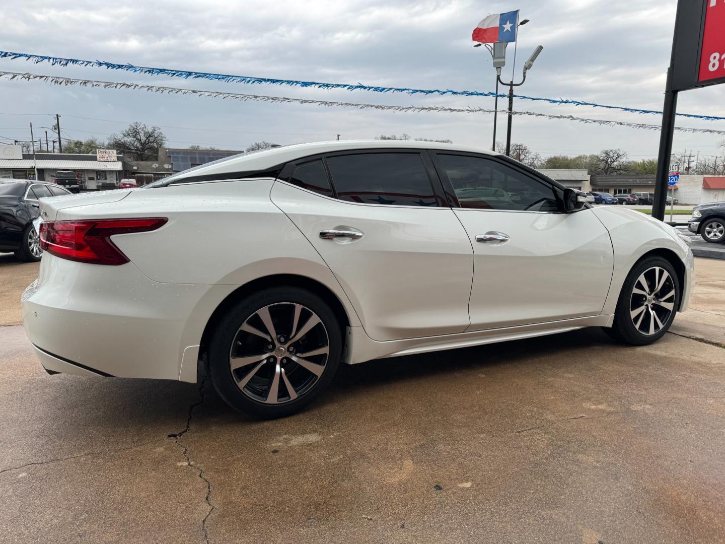 2017 WHITE NISSAN MAXIMA SR; S; SL; PL (1N4AA6AP0HC) , located at 5900 E. Lancaster Ave., Fort Worth, TX, 76112, (817) 457-5456, 0.000000, 0.000000 - Photo#3